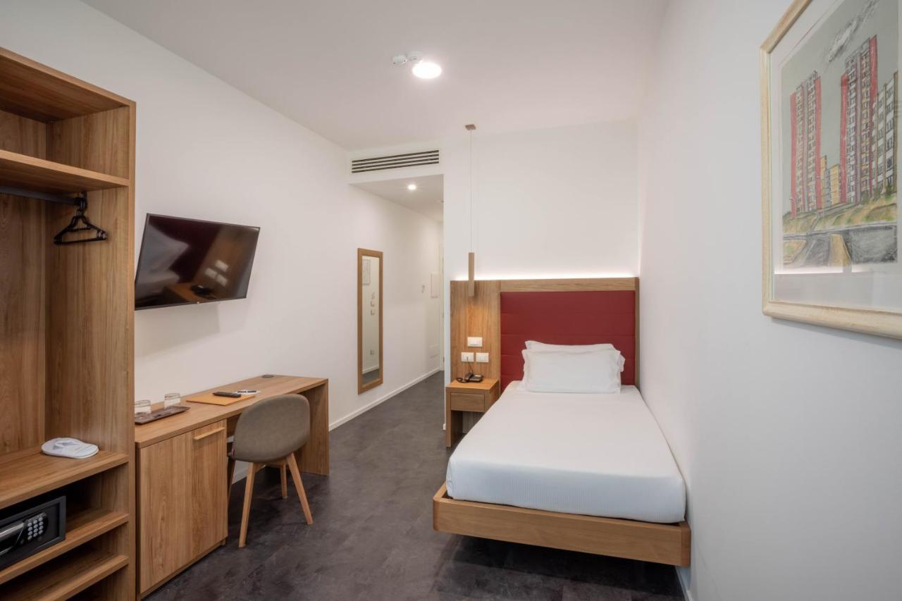 V Hotel أنكونا المظهر الخارجي الصورة